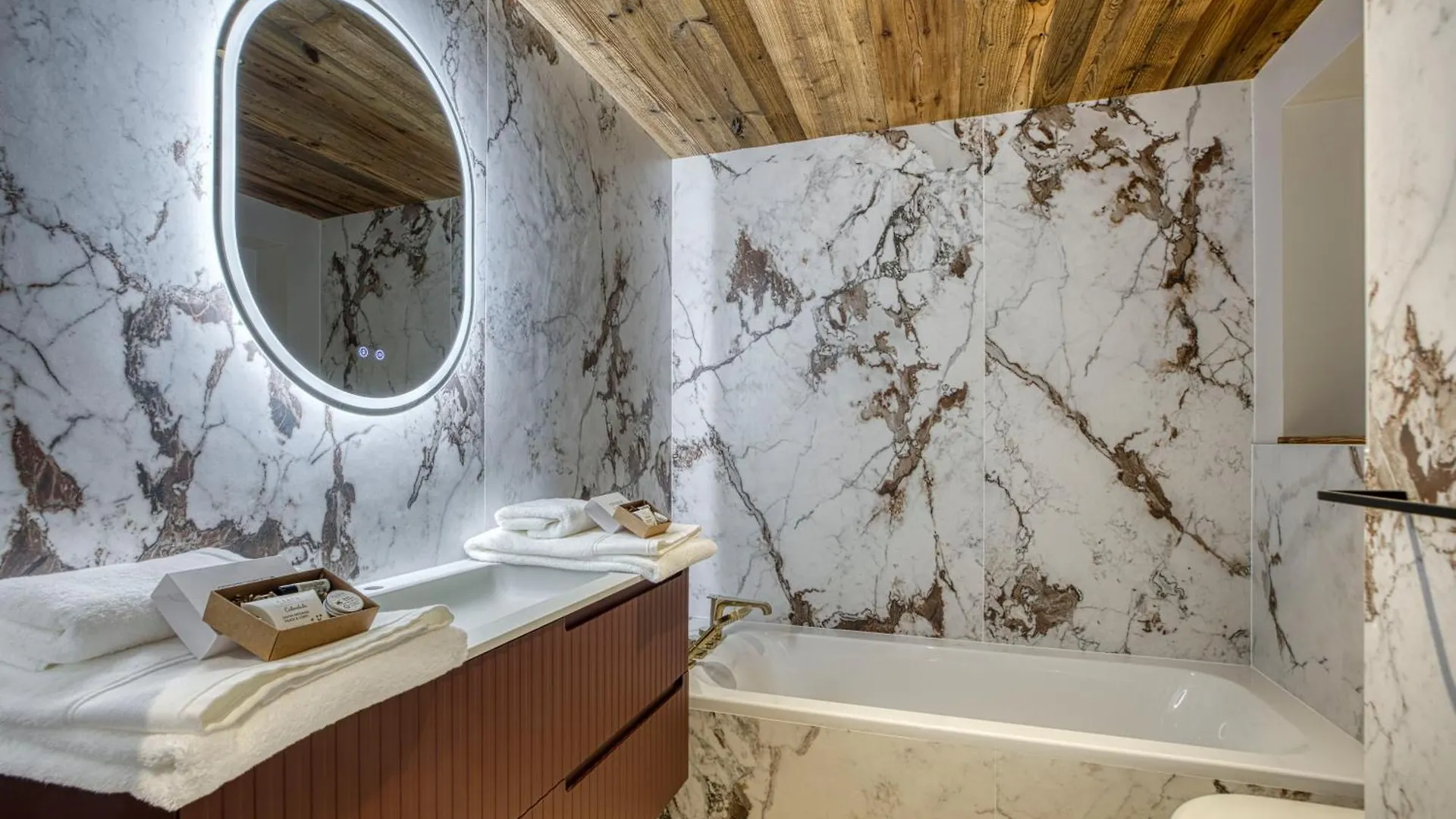 Apartment Les Chalets De La Clusaz - Appartement Le Faon France